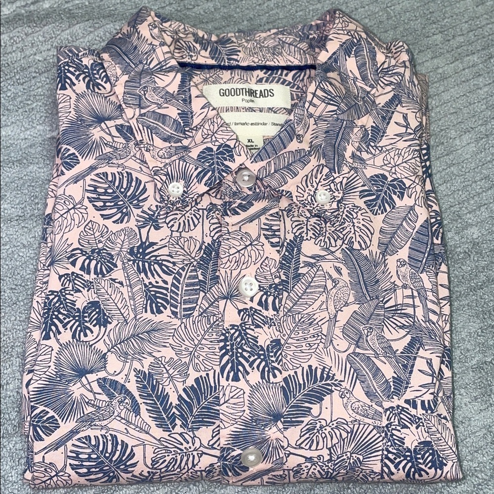 Goodthreads Short Sleeve Button Down Pink & Blue Tropical Theme Shirt. X Large